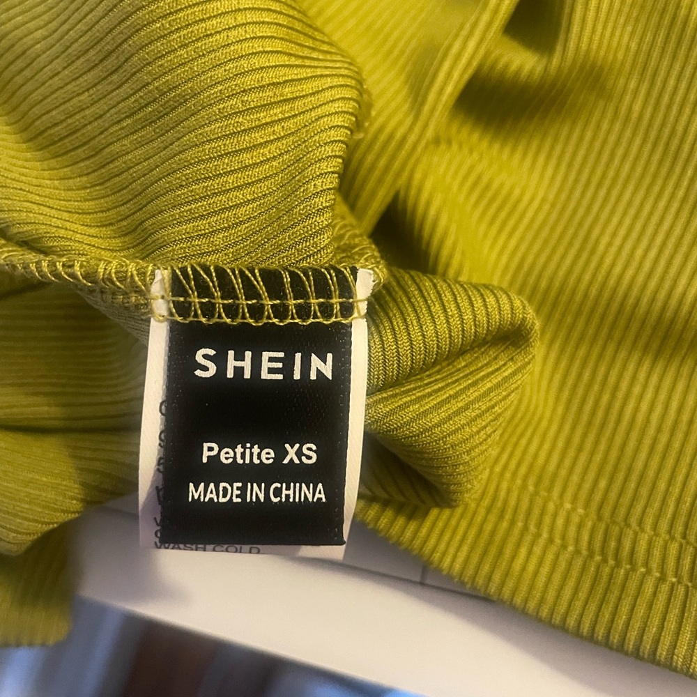 Green Ribbed Midi Dress - Picture 5 of 5